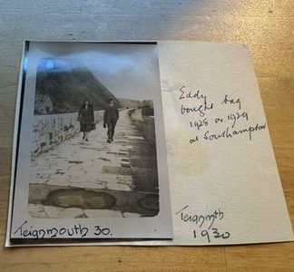 Photo - 1 Photograph Teignmouth Devon England 1930 Walking Social History UK GB