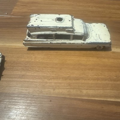 Dinky & Corgi Diecast Model Cars Vintage X 2 Damaged - Cadillac and 344 - Image 6